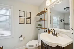 415 W Willow St, Arlington Heights, IL 60004 - Photo 13