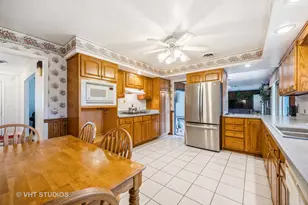 1715 W Main St, Sleepy Hollow, IL 60118 - Photo 9