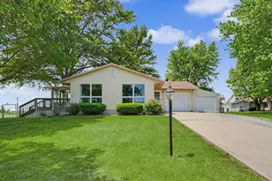 115 Choctaw Trail, Loda, IL 60948 - Photo 37