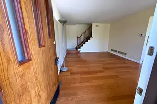 6280 Gold Cir, Hanover Park, IL 60133 - Photo 5