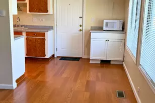 6280 Gold Cir, Hanover Park, IL 60133 - Photo 9