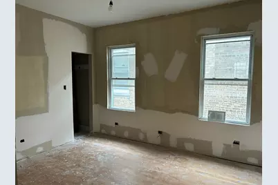8125 S Peoria Street, Chicago, IL 60620 - Photo 9