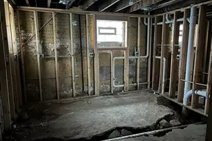 8125 S Peoria St, Chicago, IL 60620 - Photo 33