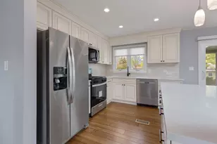 50 Kendal Rd, Elk Grove Village, IL 60007 - Photo 11