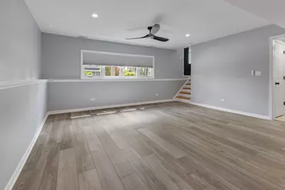 50 Kendal Road, Elk Grove Village, IL 60007 - Photo 17