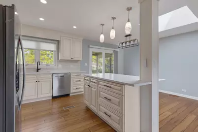 50 Kendal Road, Elk Grove Village, IL 60007 - Photo 7