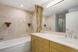 57 E Delaware Pl, Chicago, IL 60611 - Photo 21