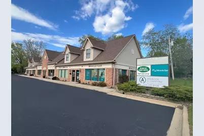 4 Cedar Ridge Drive, Lake in the Hills, IL 60156 - Photo 5