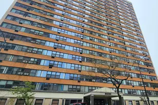 6030 N Sheridan Rd, Chicago, IL 60660 - Photo 1