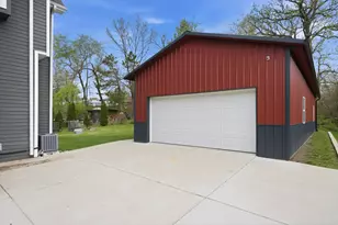 816 W Florence St, McHenry, IL 60051 - Photo 33