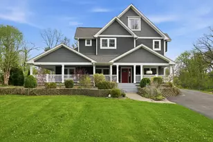 816 W Florence St, McHenry, IL 60051 - Photo 1