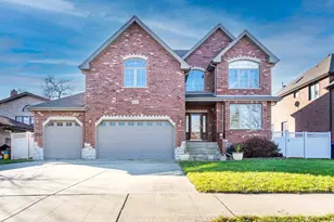 9322 S 83rd Ct, Hickory Hills, IL 60457 - Photo 1