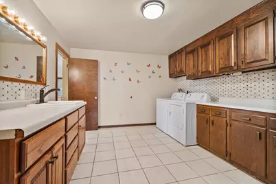 23875 E 00 N Road, Cropsey, IL 61731 - Photo 19