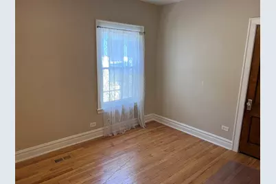 7949 S Manistee Avenue, Chicago, IL 60617 - Photo 7