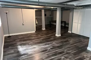 7949 S Manistee Ave, Chicago, IL 60617 - Photo 15