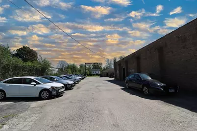 955 Rand Road, Des Plaines, IL 60016 - Photo 9