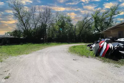 955 Rand Road, Des Plaines, IL 60016 - Photo 17