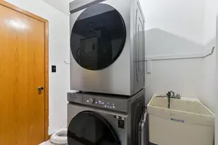 11015 S Theresa Circle, Palos Hills, IL 60465 - Photo 11