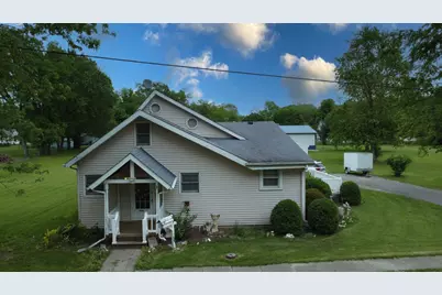 205 N Park Street, Milford, IL 60953 - Photo 1