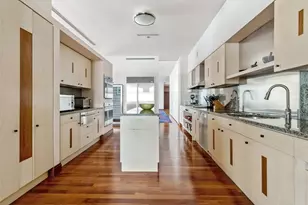 132 E Delaware Pl, Chicago, IL 60611 - Photo 9