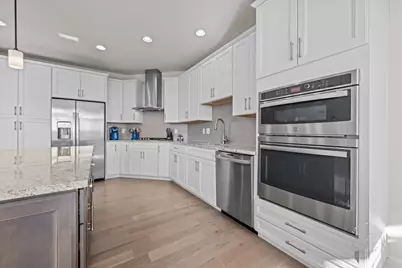 4N363 Norton Glen Boulevard, Saint Charles, IL 60175 - Photo 9