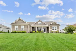 4N363 Norton Glen Blvd, Saint Charles, IL 60175 - Photo 1