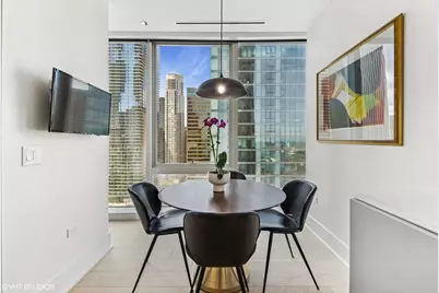 363 E Wacker Drive #1601, Chicago, IL 60601 - Photo 7
