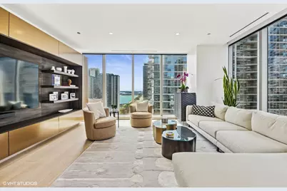 363 E Wacker Drive #1601, Chicago, IL 60601 - Photo 3