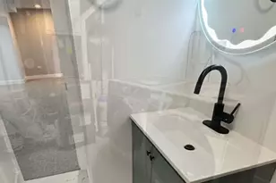 6248 N Hoyne Ave, Chicago, IL 60659 - Photo 5