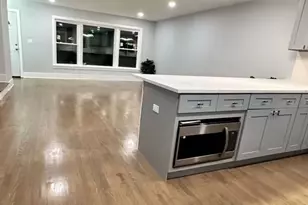 6248 N Hoyne Ave, Chicago, IL 60659 - Photo 3