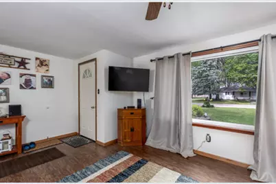 1907 Coalville Road, Streator, IL 61364 - Photo 7