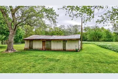 1907 Coalville Road, Streator, IL 61364 - Photo 21