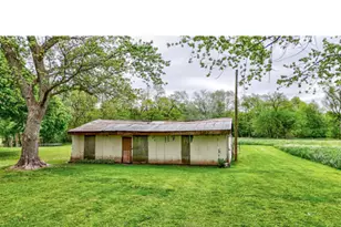 1907 Coalville Rd, Streator, IL 61364 - Photo 21