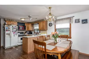 1907 Coalville Rd, Streator, IL 61364 - Photo 9