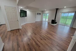 7648 N Indian Ridge Rd, East Dubuque, IL 61025 - Photo 17