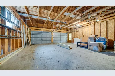 321 E Chamberlin Street, Dixon, IL 61021 - Photo 51