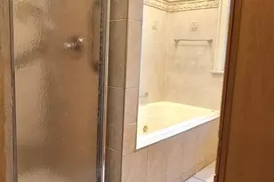 7227 S Bennett Ave, Chicago, IL 60649 - Photo 9