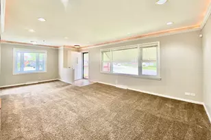 664 E 163rd St, South Holland, IL 60473 - Photo 5