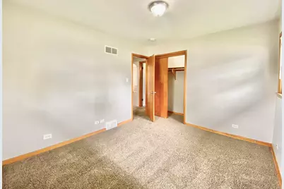 664 E 163rd Street, South Holland, IL 60473 - Photo 15