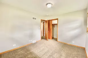 664 E 163rd St, South Holland, IL 60473 - Photo 15