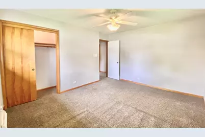 664 E 163rd Street, South Holland, IL 60473 - Photo 17