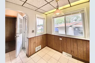 664 E 163rd Street, South Holland, IL 60473 - Photo 9