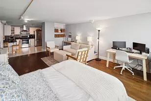 1030 N State St, Chicago, IL 60610 - Photo 9