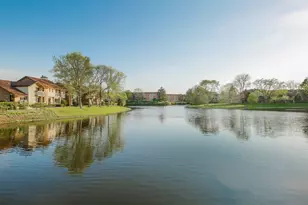 601 Lake Hinsdale Dr, Willowbrook, IL 60527 - Photo 49