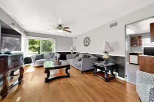 10045 S Kostner Ave, Oak Lawn, IL 60453 - Photo 3