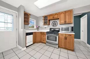 10045 S Kostner Ave, Oak Lawn, IL 60453 - Photo 7