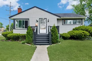 10045 S Kostner Ave, Oak Lawn, IL 60453 - Photo 1