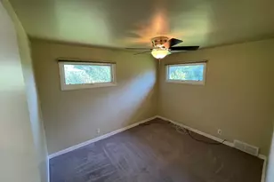 11 Shagbark Rd, Lake Bluff, IL 60044 - Photo 9