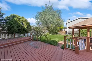 121 S Parkside Ave, Glen Ellyn, IL 60137 - Photo 23