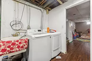 121 S Parkside Ave, Glen Ellyn, IL 60137 - Photo 21